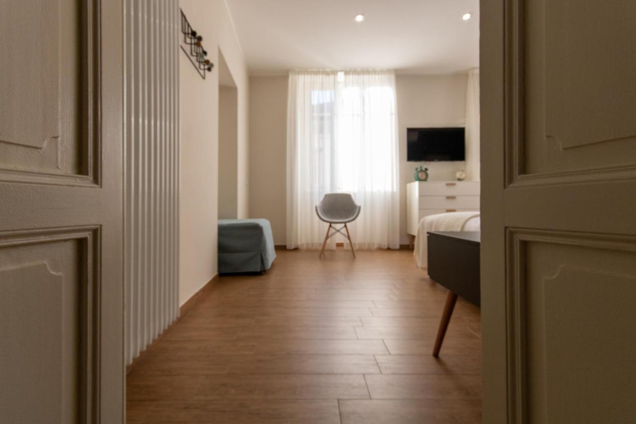 Aqualago Casa Vacanze Apartment D Verbania Zewnętrze zdjęcie